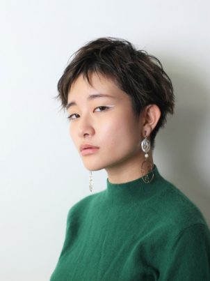 刈り上げショート