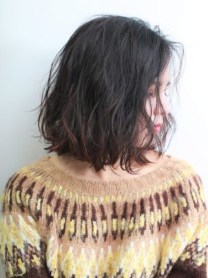 ナチュラルなミディアムスタイル