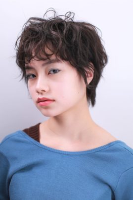 涼しげカーリーショート